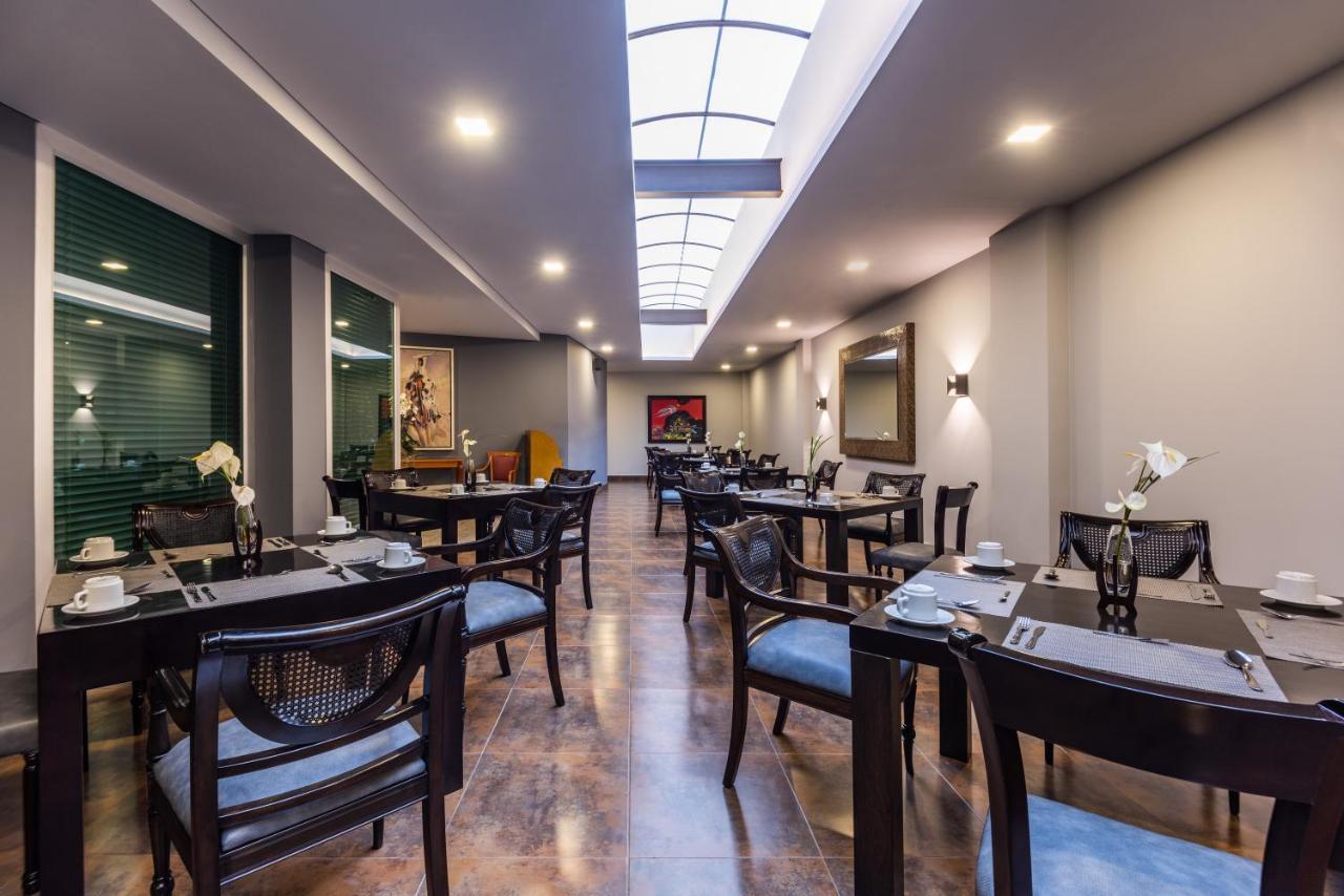 Hotel Egina Меделин Екстериор снимка