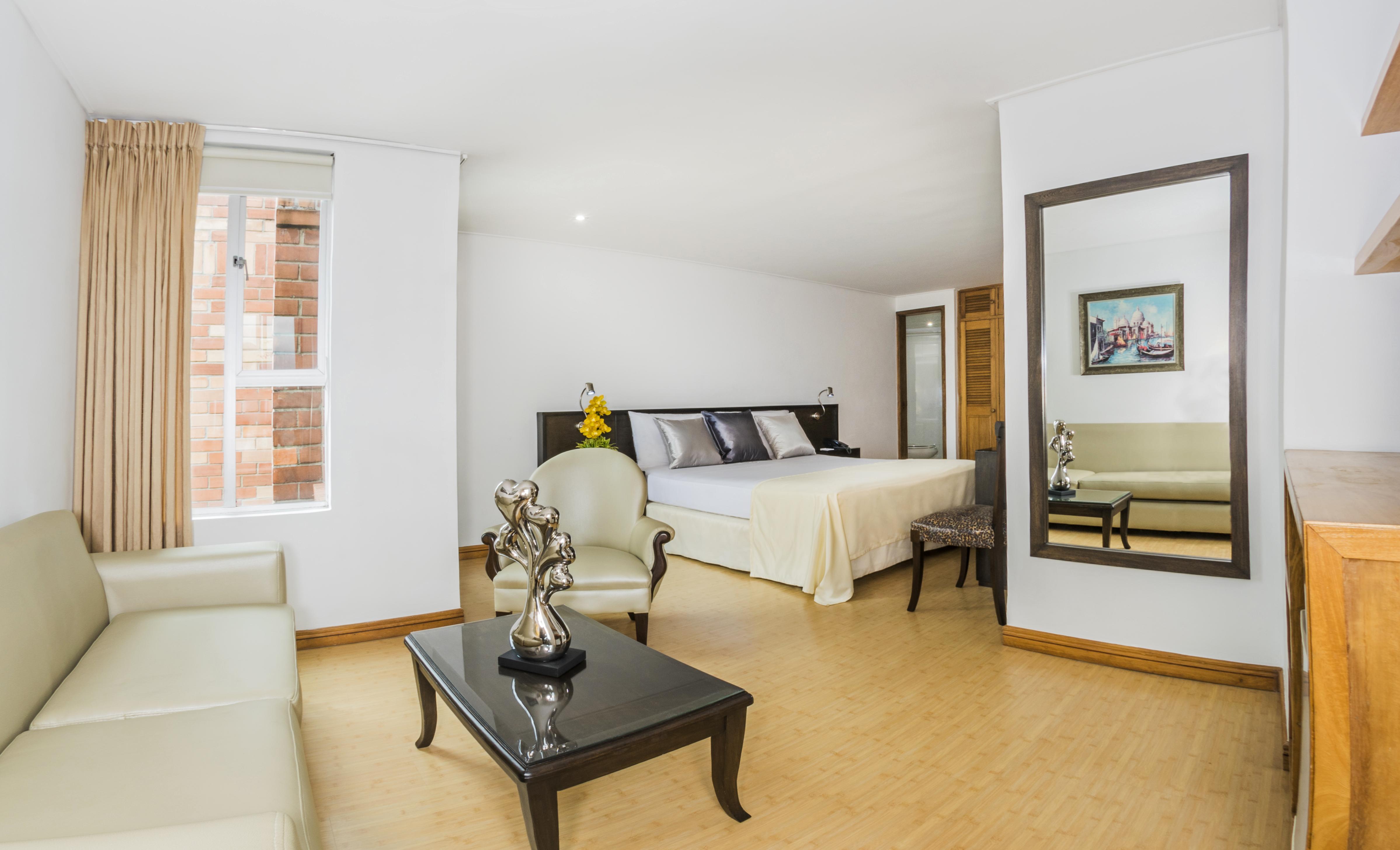 Hotel Egina Меделин Екстериор снимка