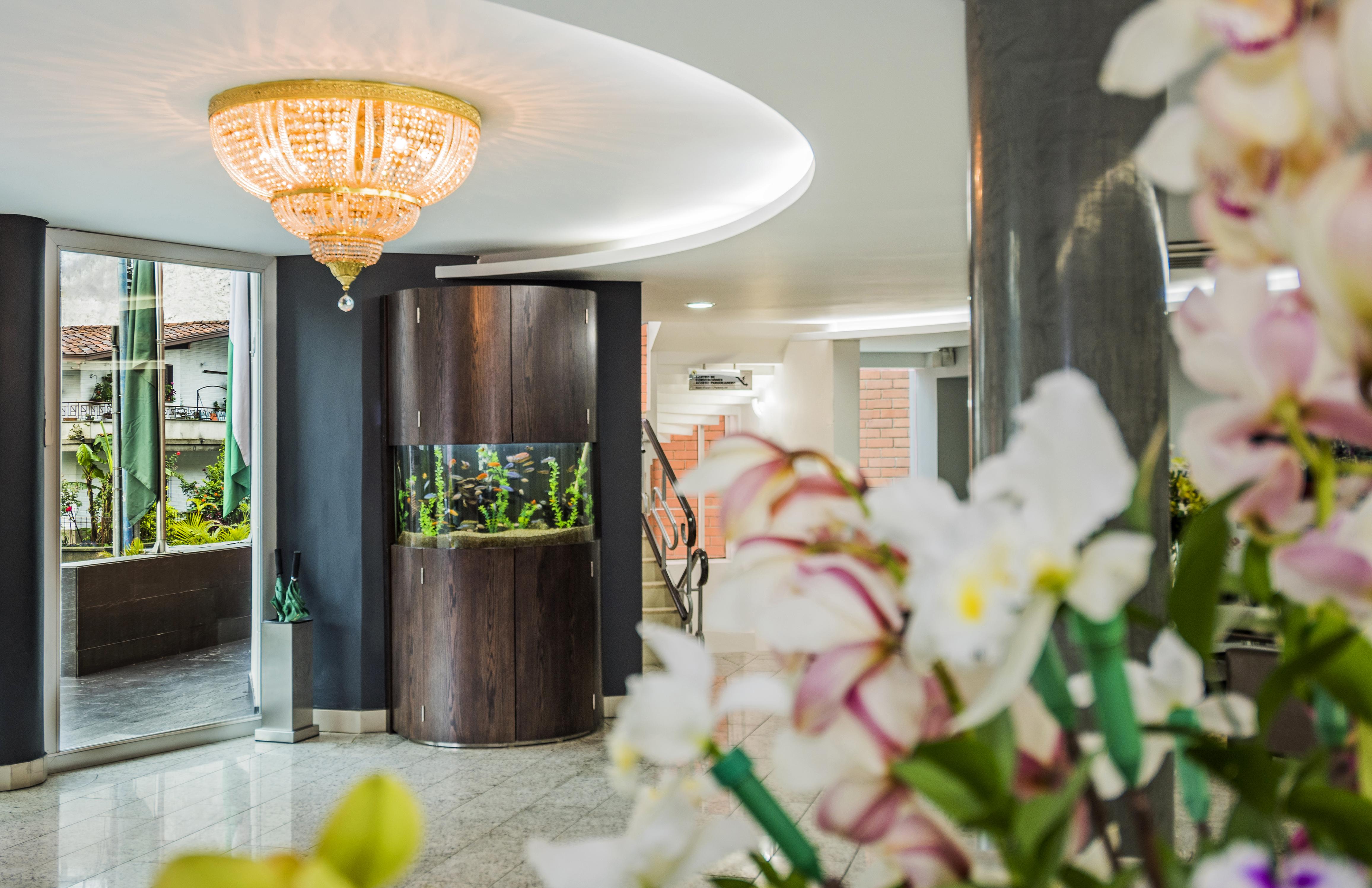 Hotel Egina Меделин Екстериор снимка